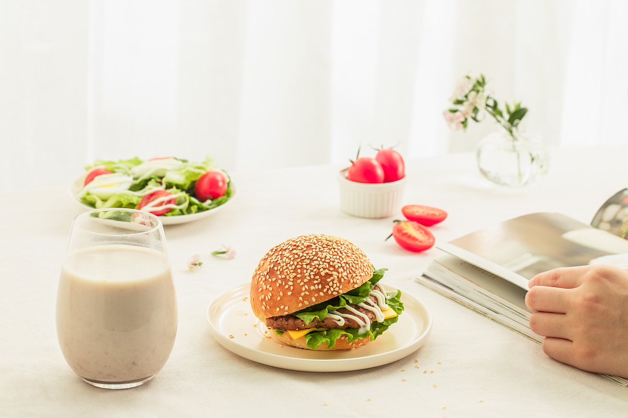 高盛交易员对“4月大反弹”的看法：“喊顶”很难，美股仍将缓慢上涨